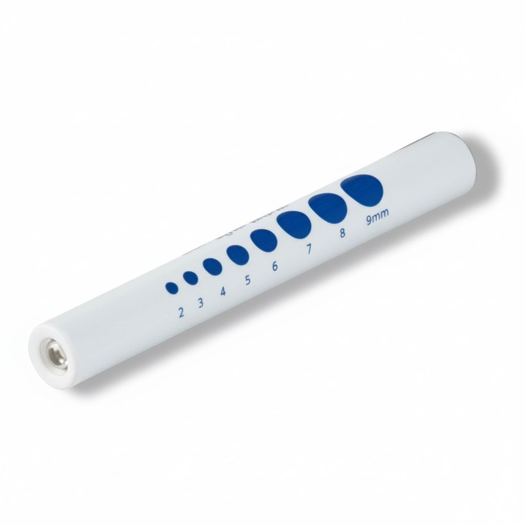 Pupil Diagnostic Penlight Torch (With Gauge) - Single with pupil size guide for first aid assessment and easy clip storage